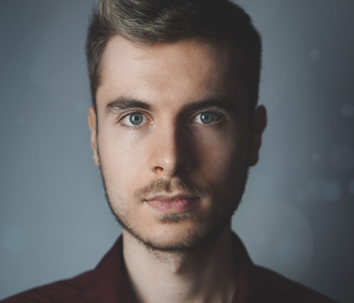 Source portrait 1 used to generate the Neon Studio sample